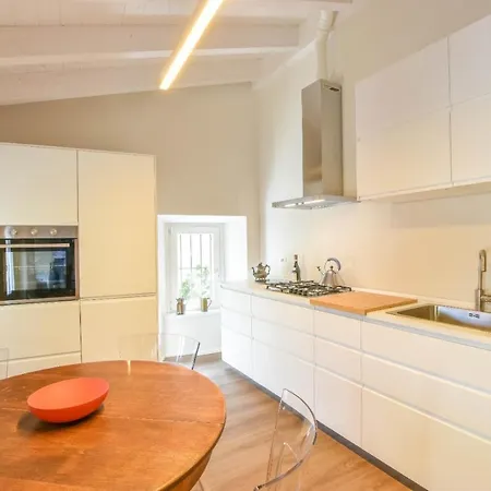 La Casa Nel Borgo Levo